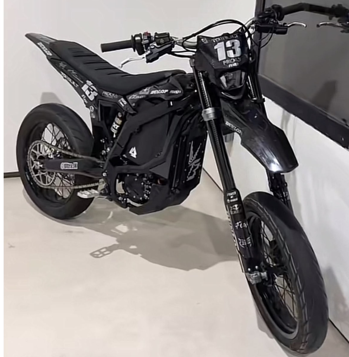 Ultra Bee bike